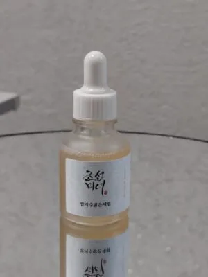 Beauty of Joseon Deep Glow Serum bottle with rice extract and alpha arbutin on a clean background