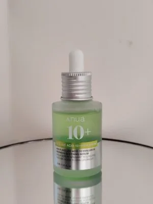 Anua Azelaic Acid 10% serum for acne, redness and dark spots