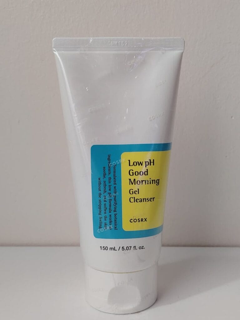 COSRX Low pH Good Morning Gel Cleanser gentle Korean cleanser for sensitive and acne-prone skin